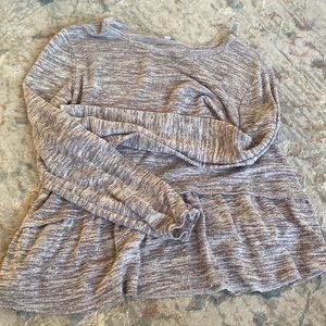 Joes gray top